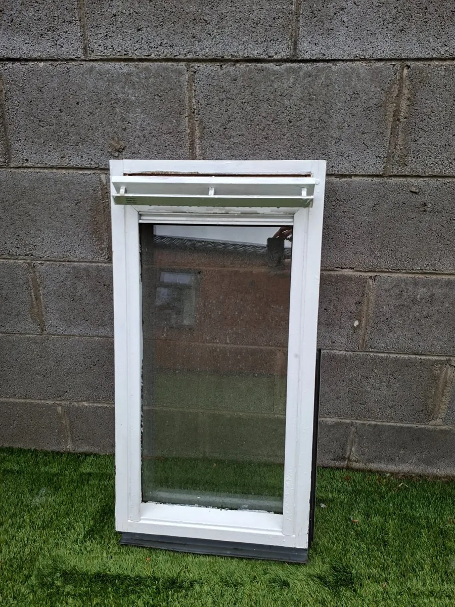 Velux window - Image 1