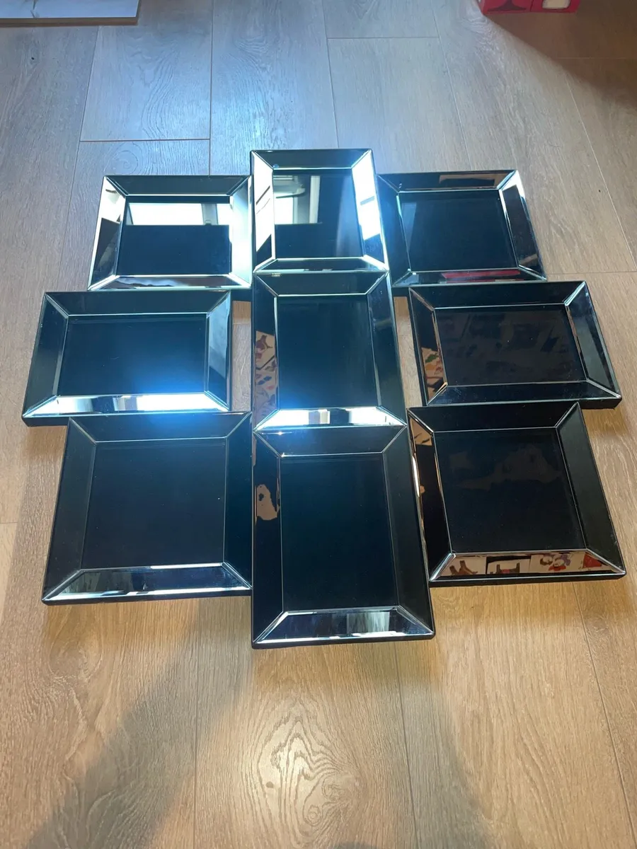 Large wall picture frame (mirrored) - Image 1
