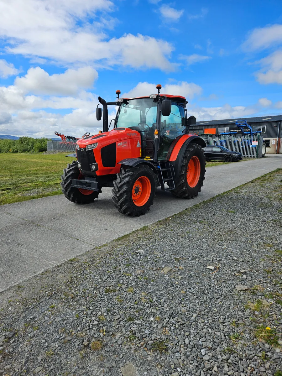 Kubota M6 111 U - Image 1