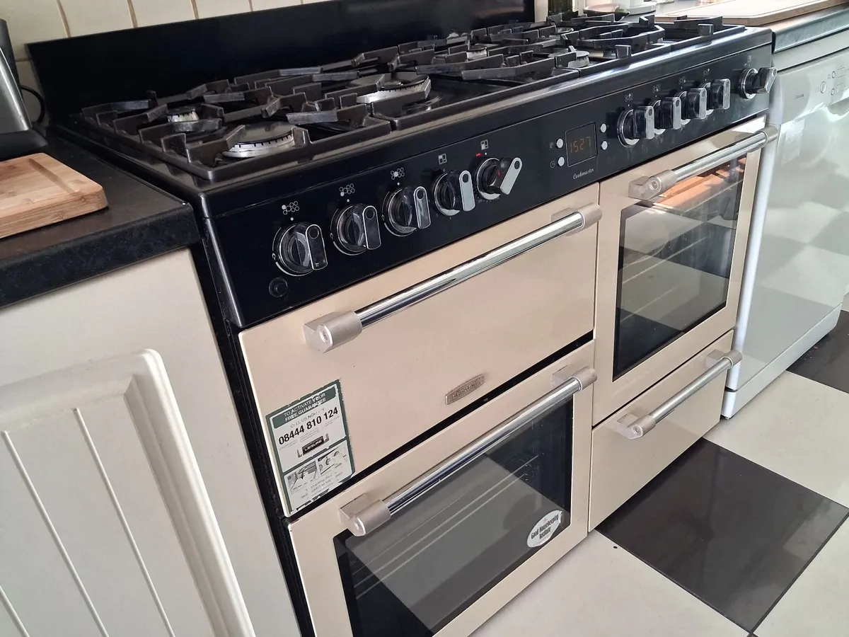 Range cooker - Image 3