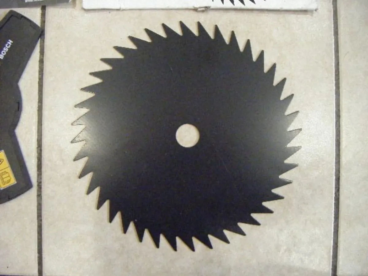 Strimmer Blades - Image 3