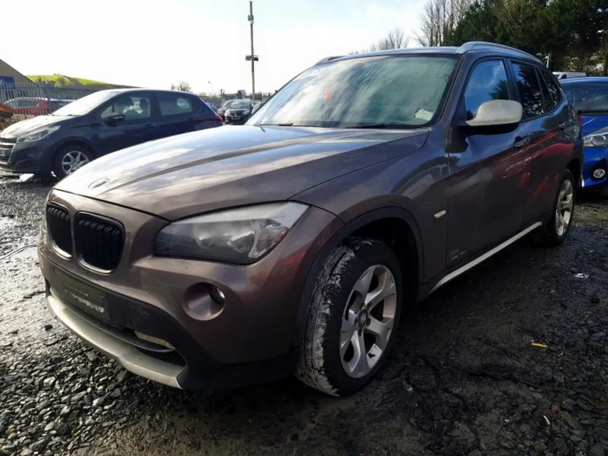 2010 BMW X1 BREAKING / PARTS - Image 1