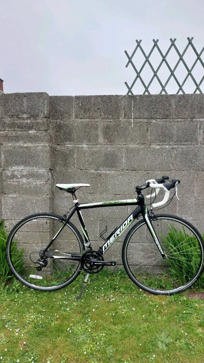 Merida Race Lite 900 Road Bike–Shimano Sora – S/M - Image 1