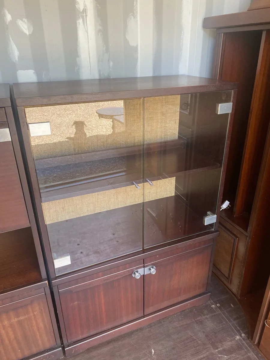 Glass cabinet