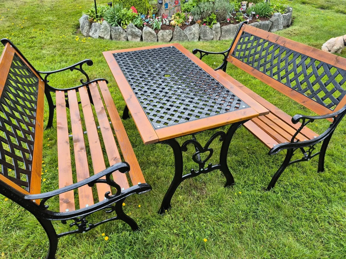 Cast iron table and benches - Image 4