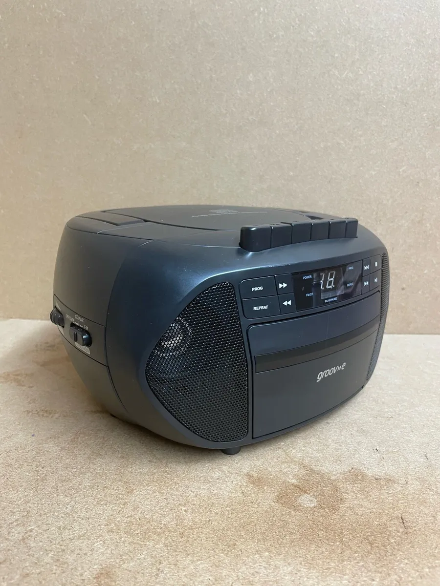 Groove CD Boombox - Image 1