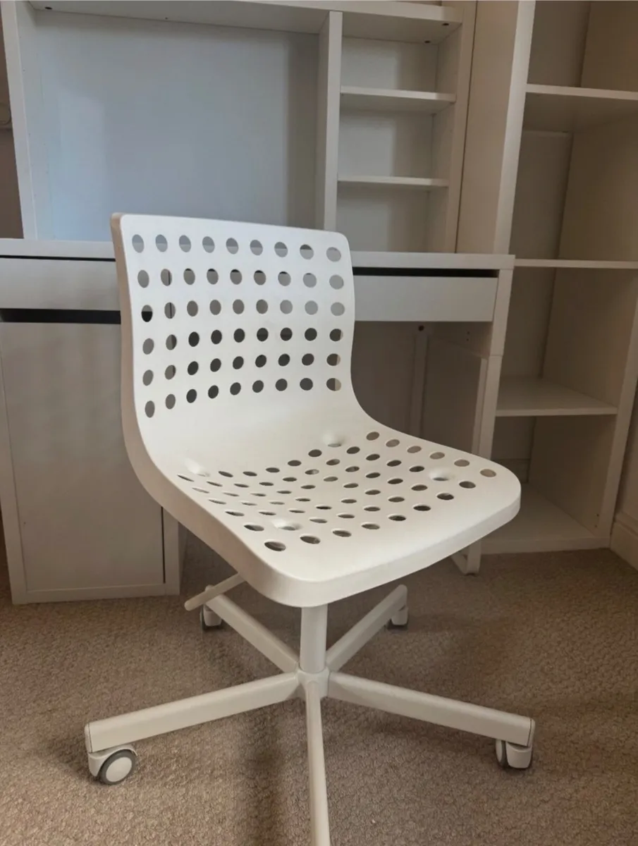 IKEA Skalberg Swivel Chair White Desk/ Office Chai - Image 1