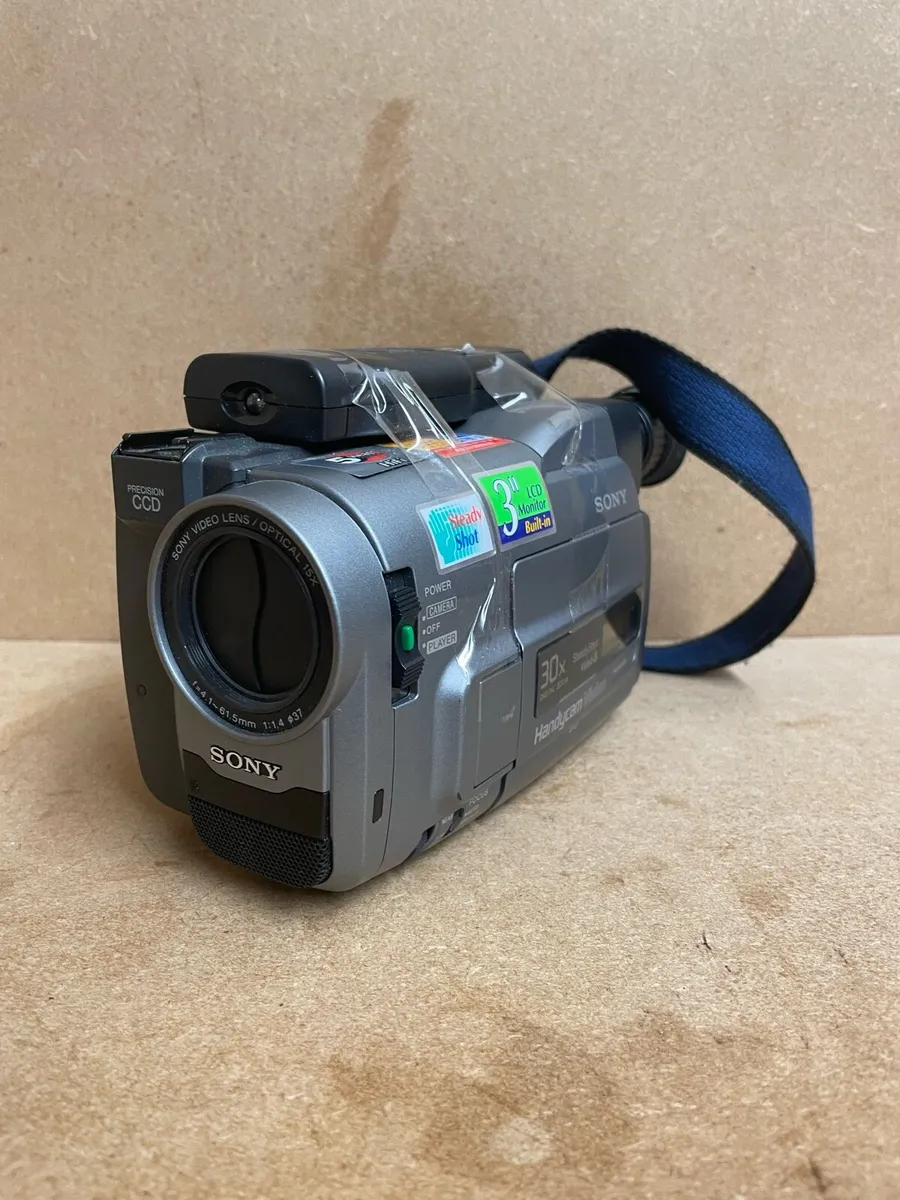 Sony Handycam Vision (For parts) - Image 1