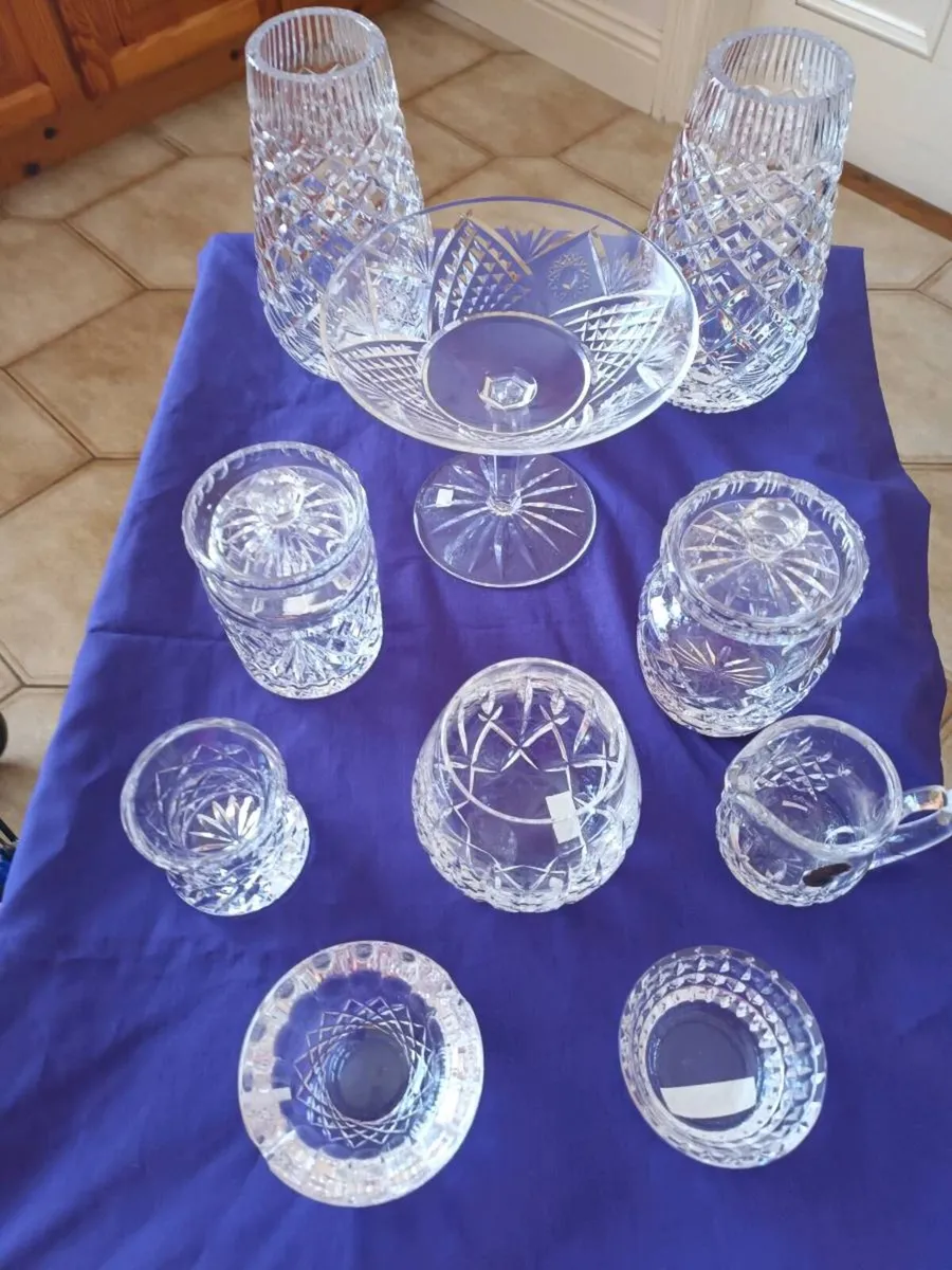WATERFORD CRYSTAL  (9 LOTS) - Image 1
