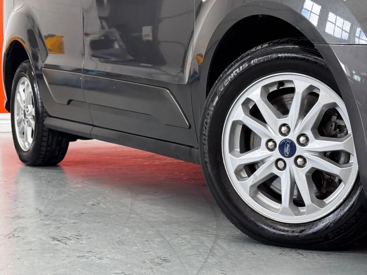 Ford Transit Connect 200 LIMITED TDCI #17 - Image 2
