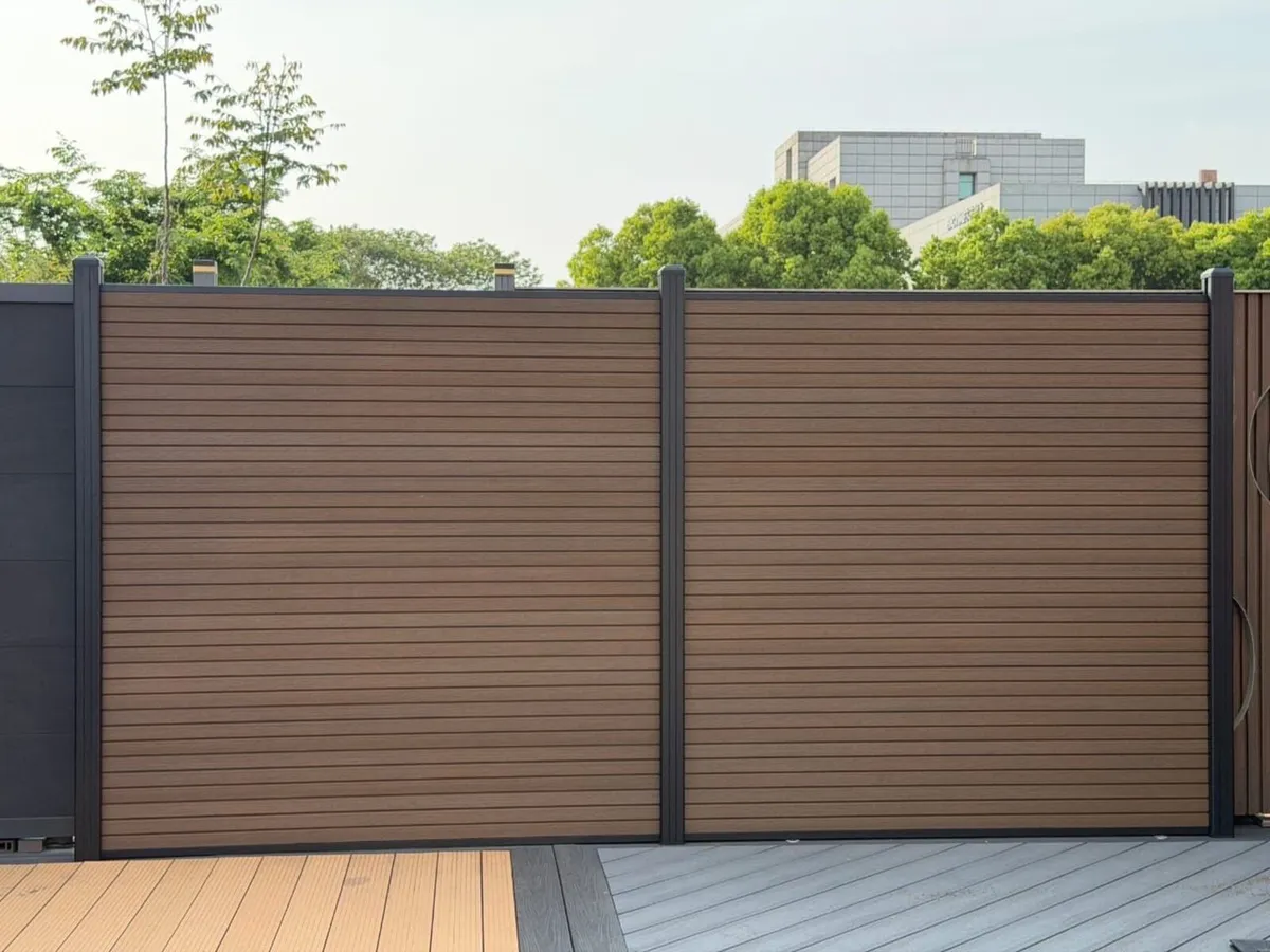 Composite Fencing - Image 4