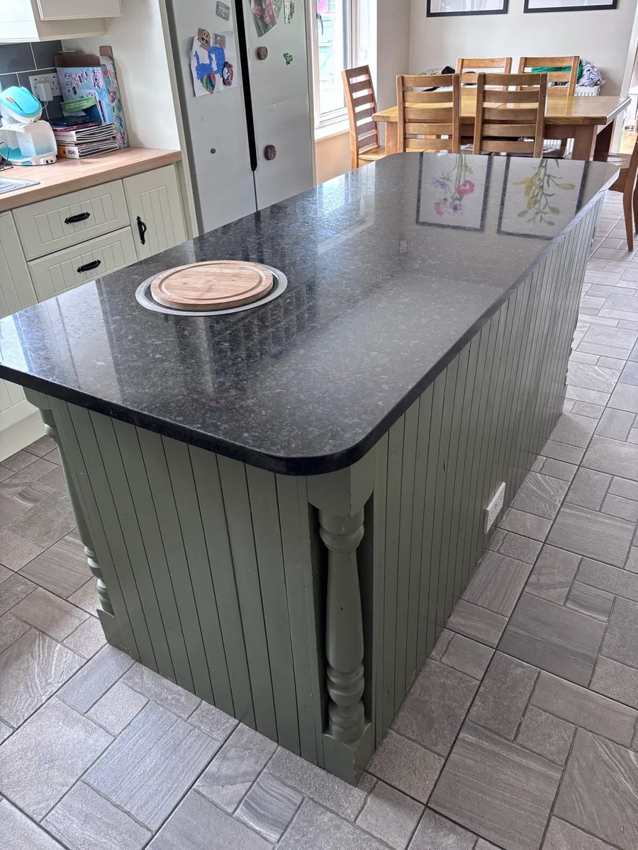Kitchen island - Image 3