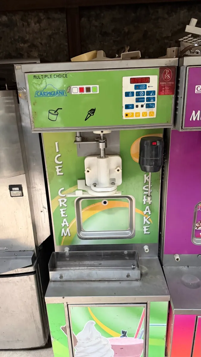 Ice cream machine - Image 1