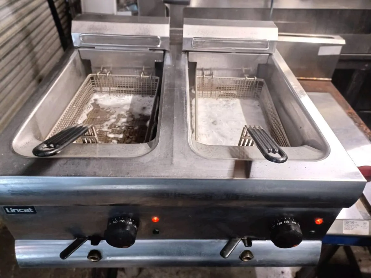 Lincat double fryer single phase - Image 4
