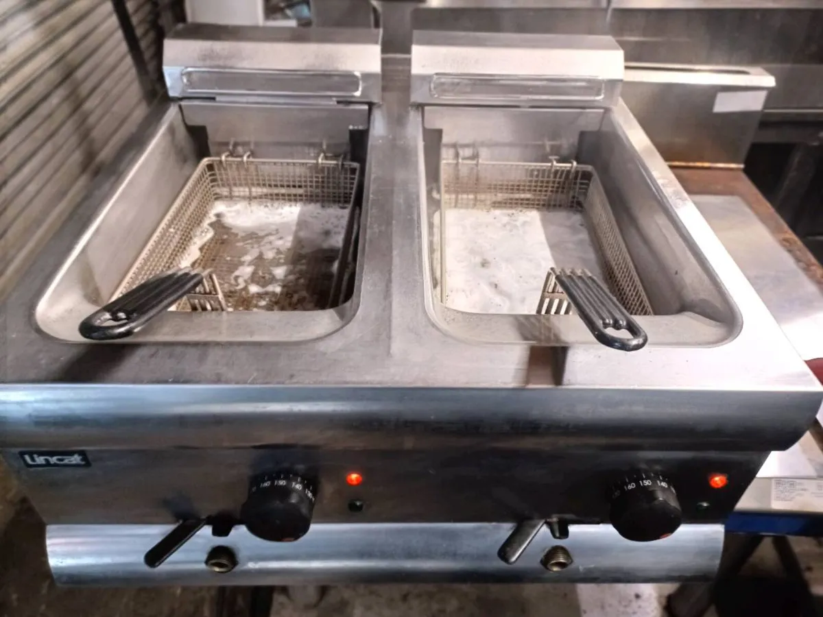 Lincat double fryer single phase - Image 3