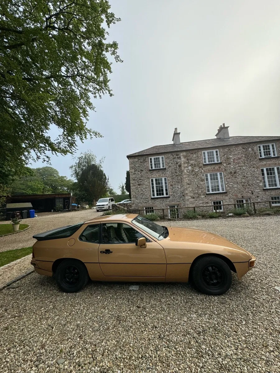Porsche 924 - Image 3