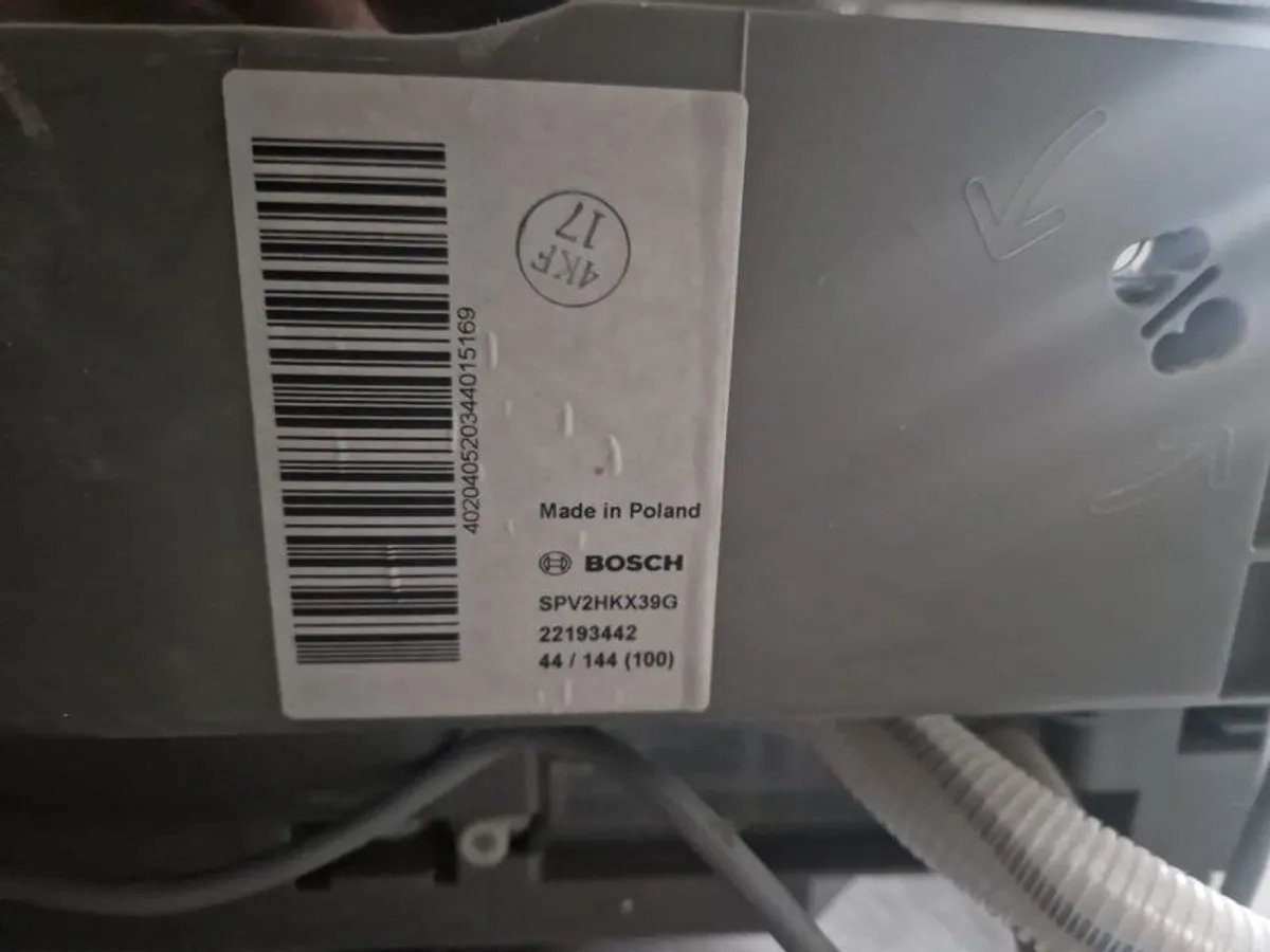 Bosch Slimline 45cm Integrated Dishwasher - Image 4
