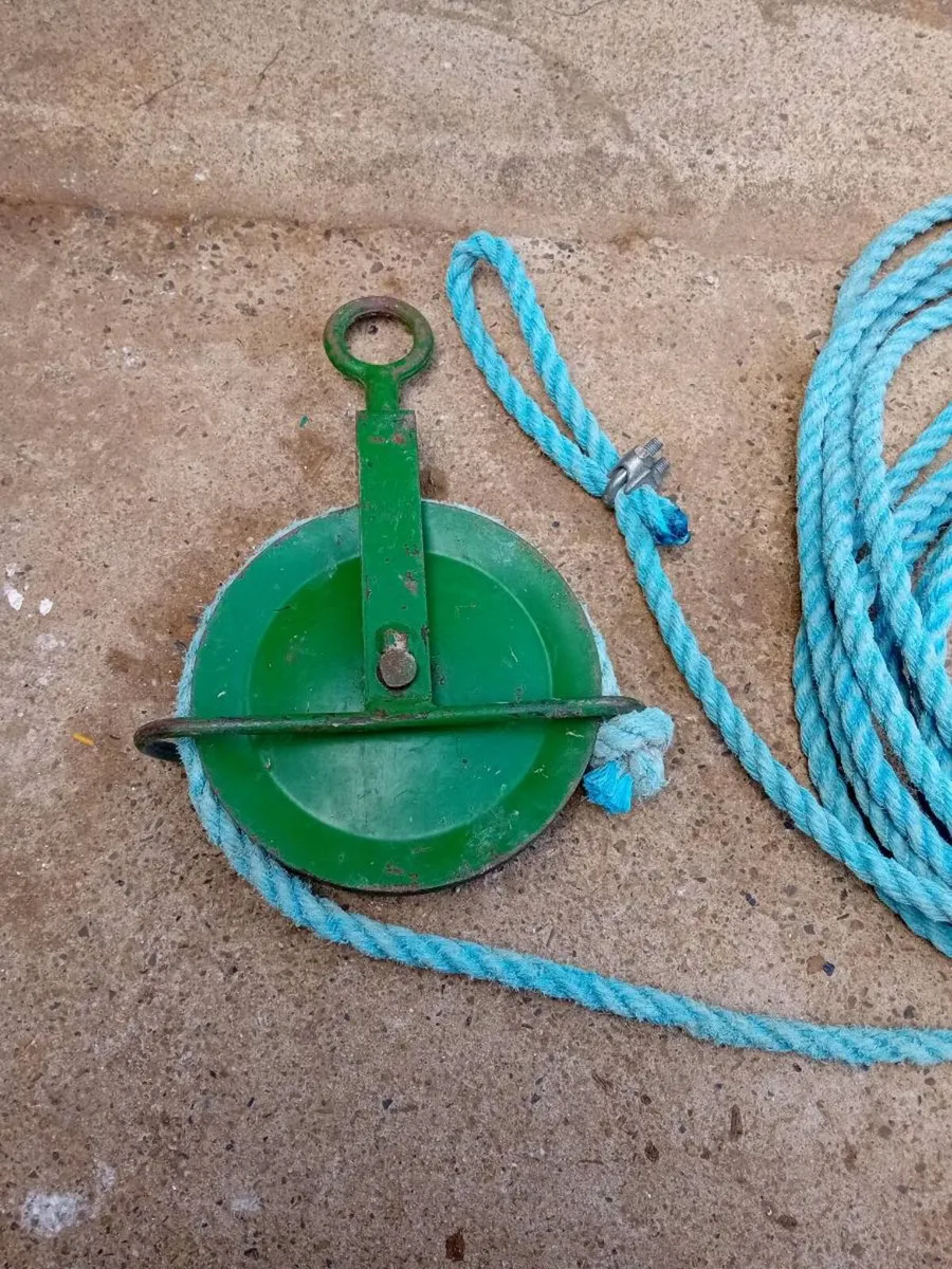 PULLEY WHEEL - Image 1