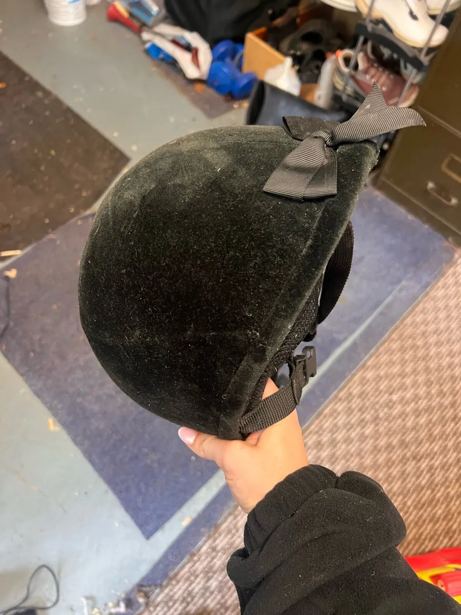 Horse riding hat - Image 2