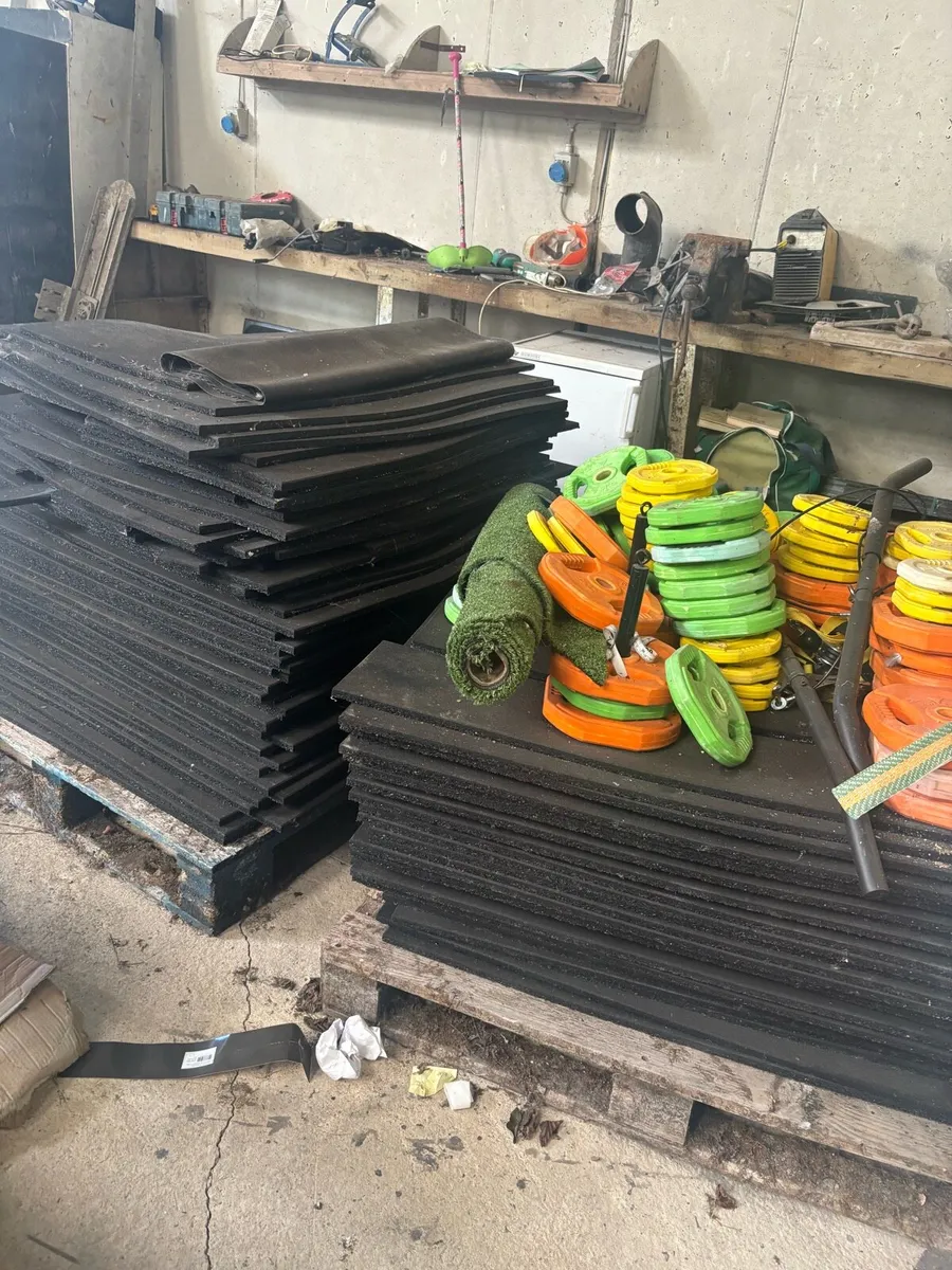 Gym Floor Mats 1M x 1M (68 full) - Image 2