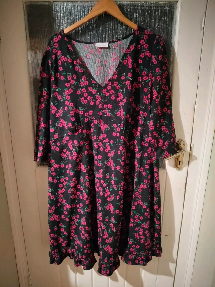 Yours London. Dress with pink flowers on black bac - Image 3