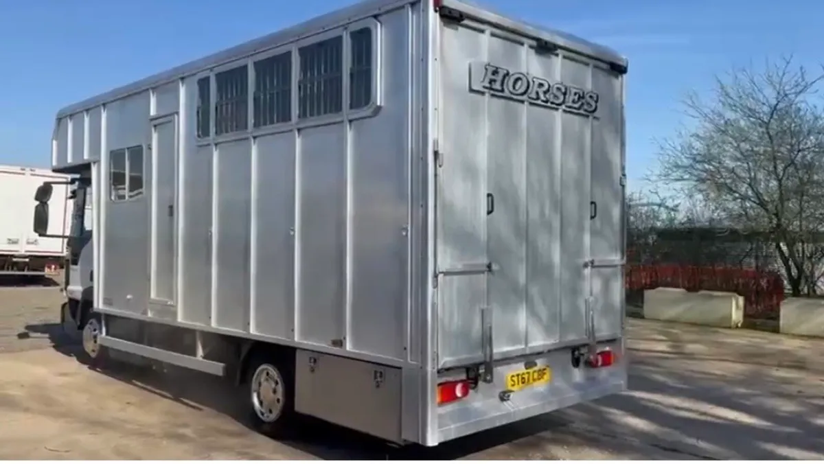 Iveco E75 automatic - Image 1