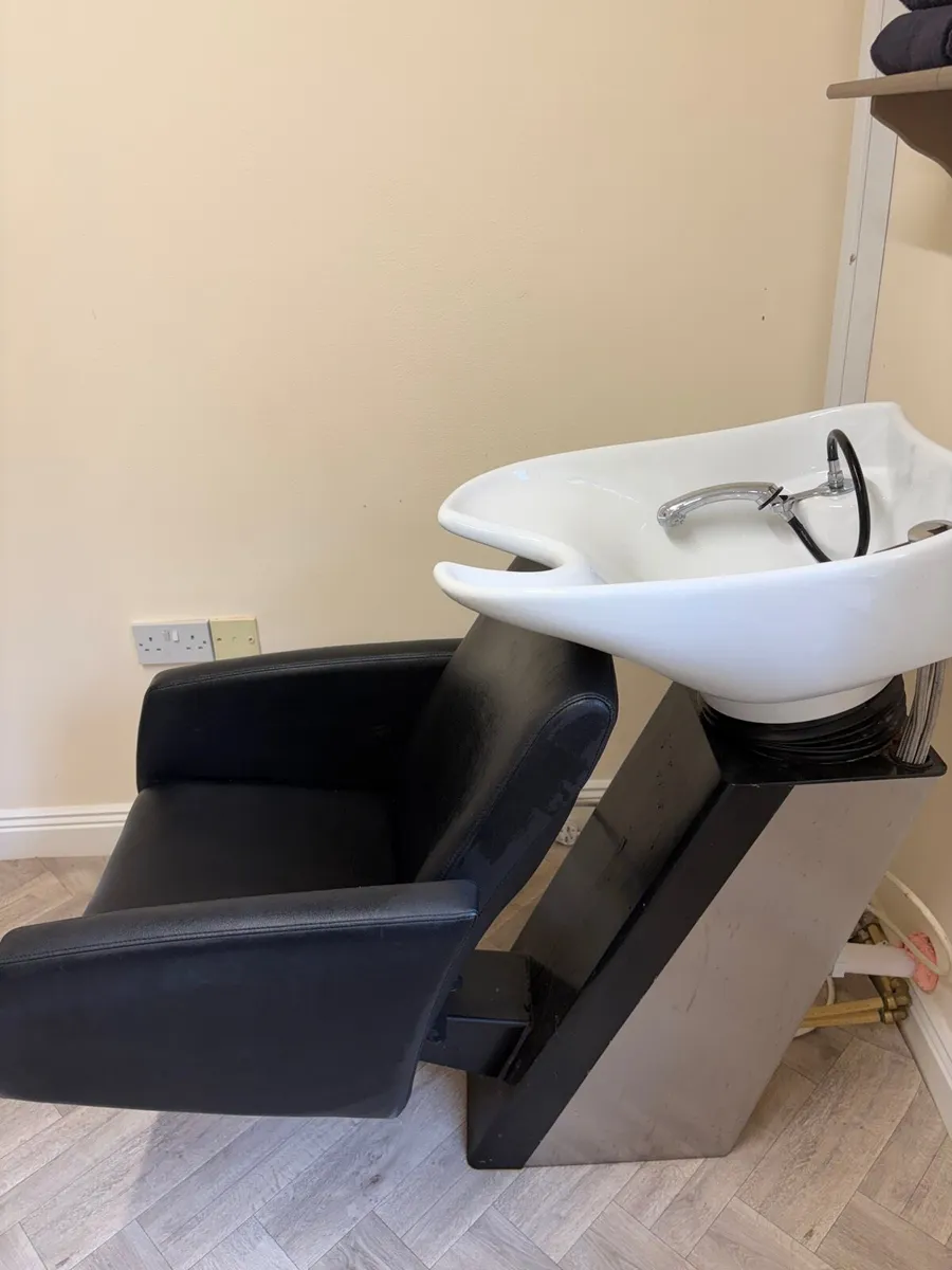 Home Hair salon equipment - Image 3