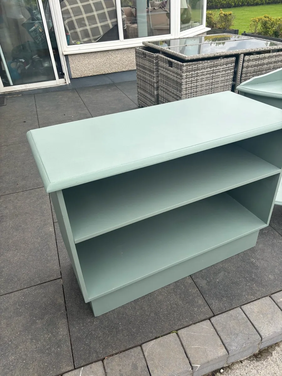 Tv stand -book shelf - Image 2