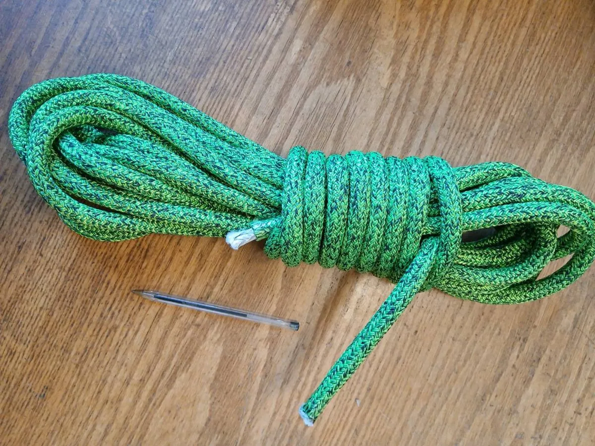 9.5m Dyneema rope, new. - Image 1