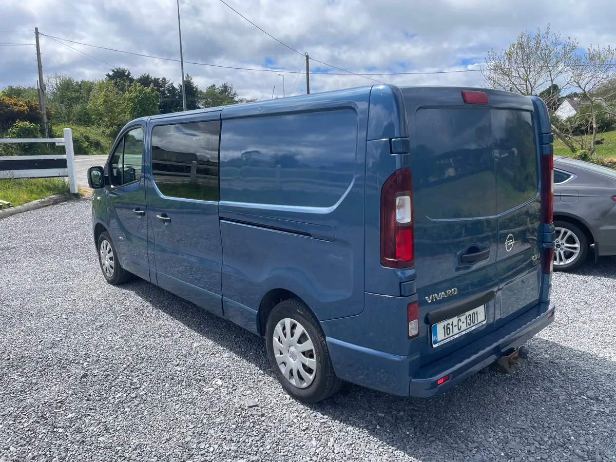 Opel Vivaro 2016 crew cab - Image 4