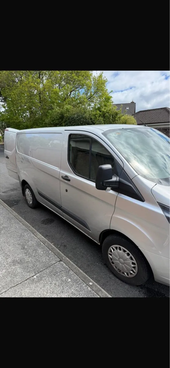 Ford Transit Custom Van - Image 2