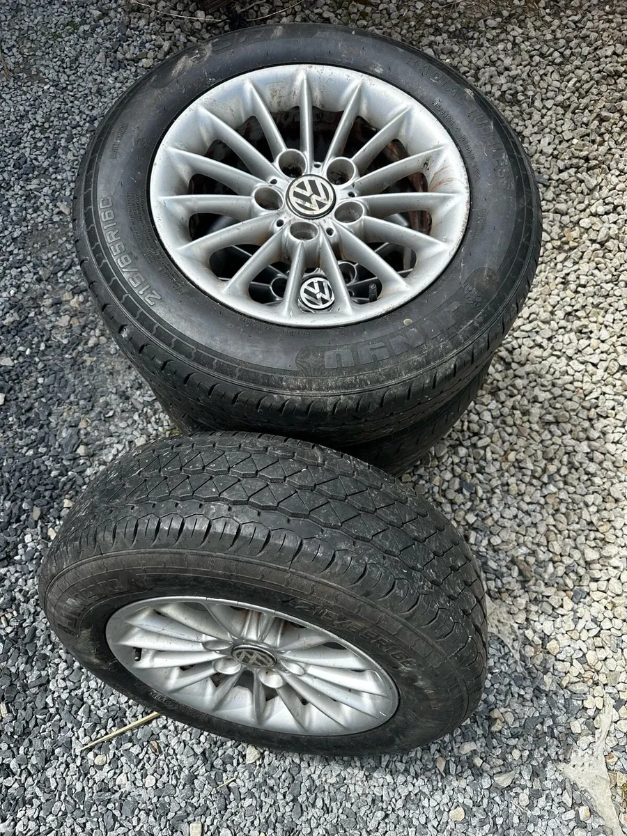 Volkswagen alloy wheels - Image 1