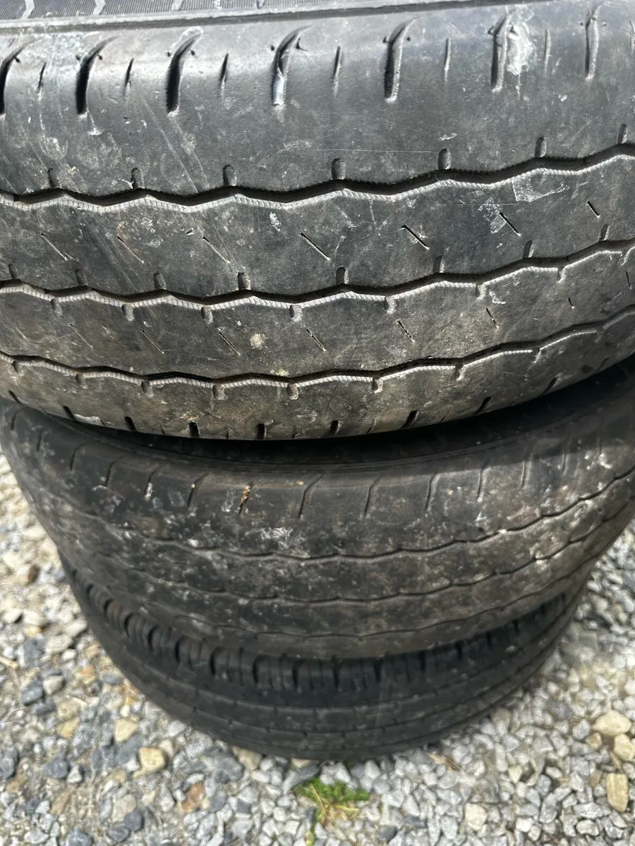 Volkswagen alloy wheels - Image 3