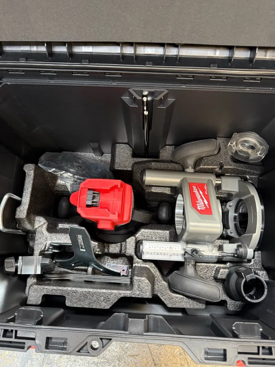 Milwaukee M18 1/2 Router - Image 1