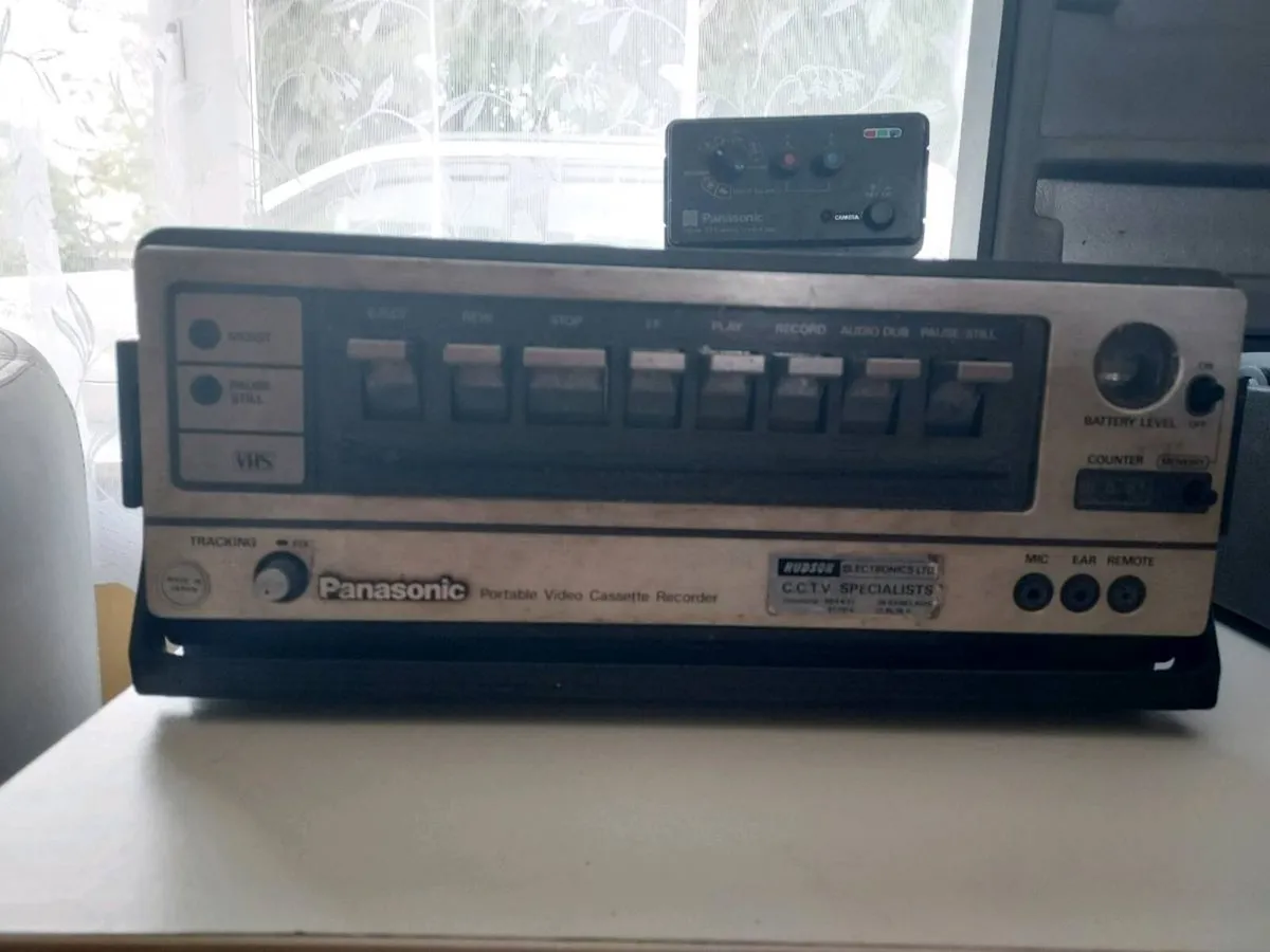 1980 video equipment - Image 2