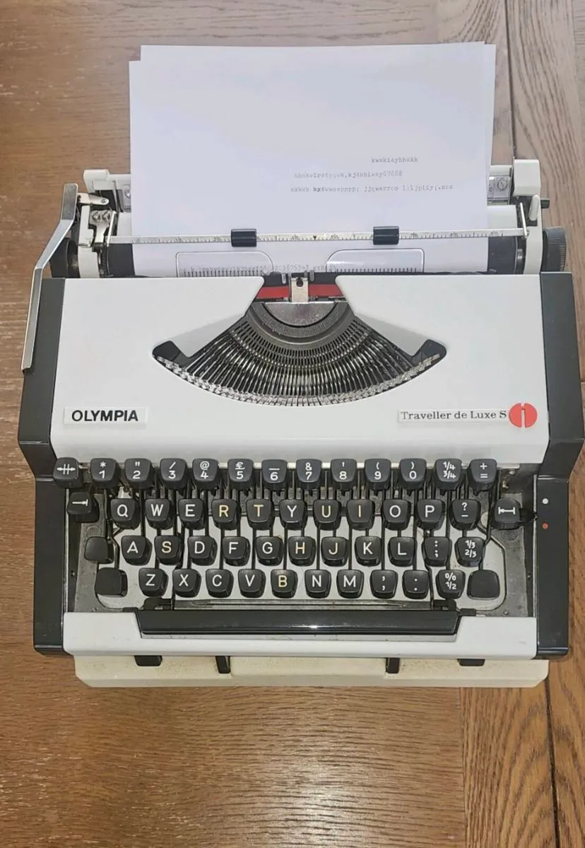 Type writer for sale - Image 1