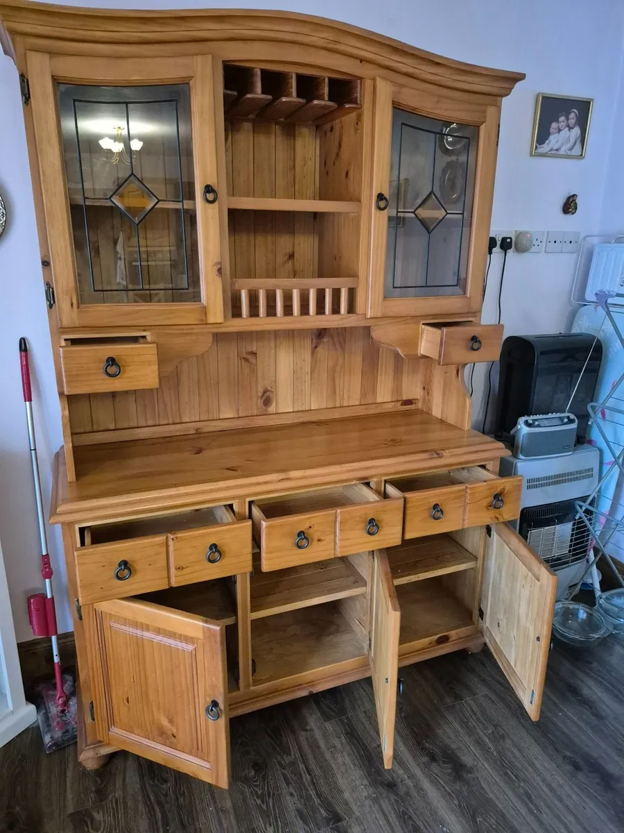 Kitchen Furniture - Image 2