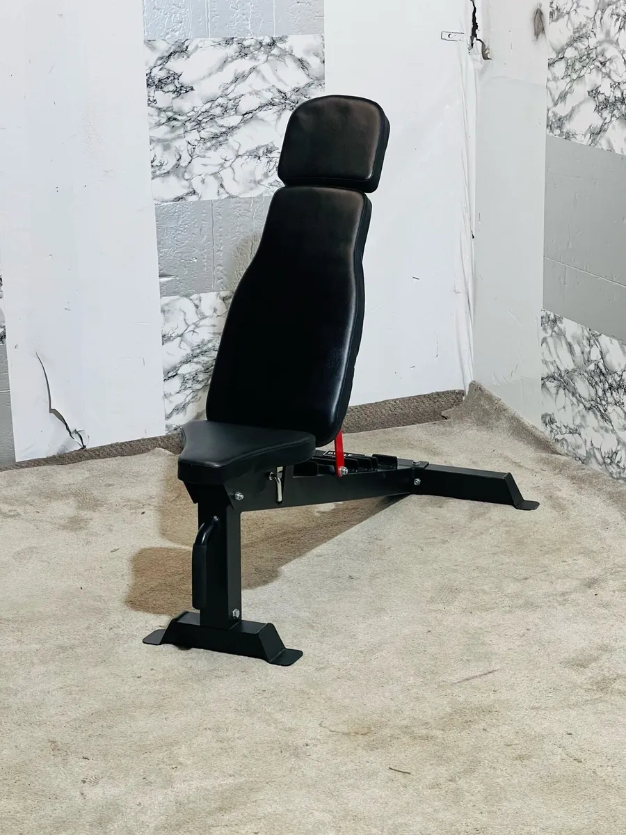 (NEW CONDITION) HEVAY DUTY WEIGHT BENCH - Image 1