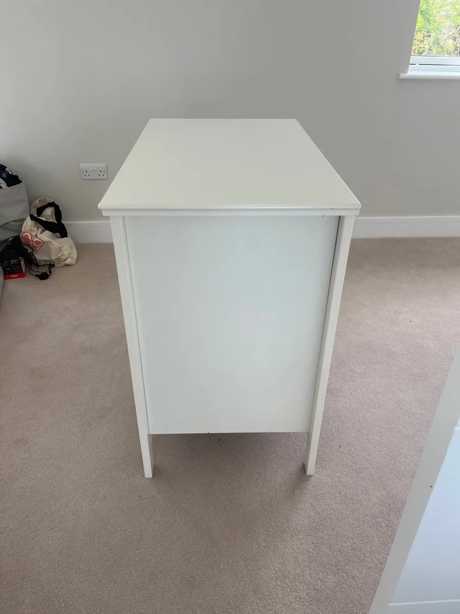 Chest of drawers - Image 2