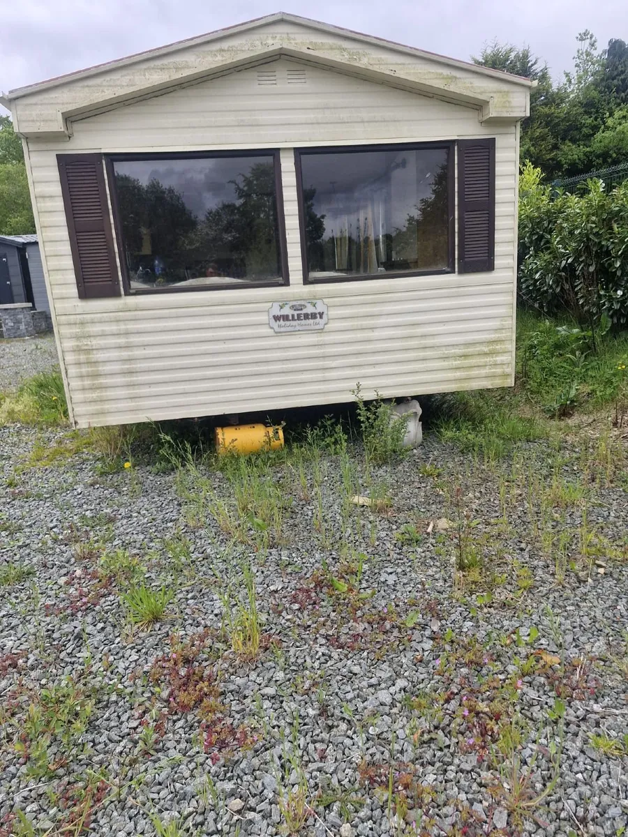 Mobile home for sale. In good condition. 3 bedroom - Image 2