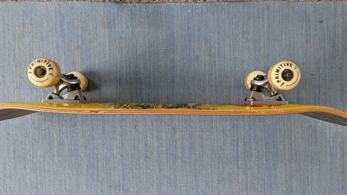 Skateboard - Image 3