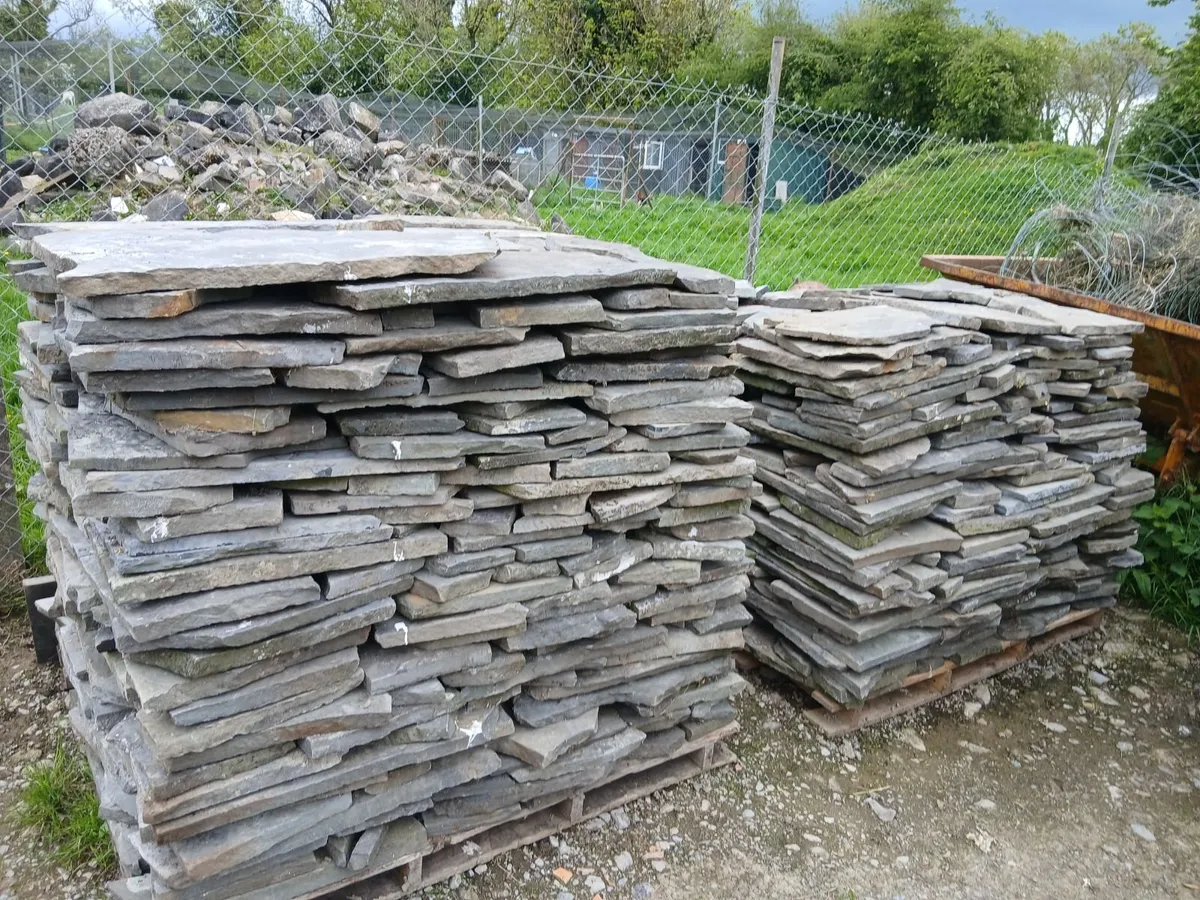 Liscannor stone paving and paving concrete slabs - Image 2