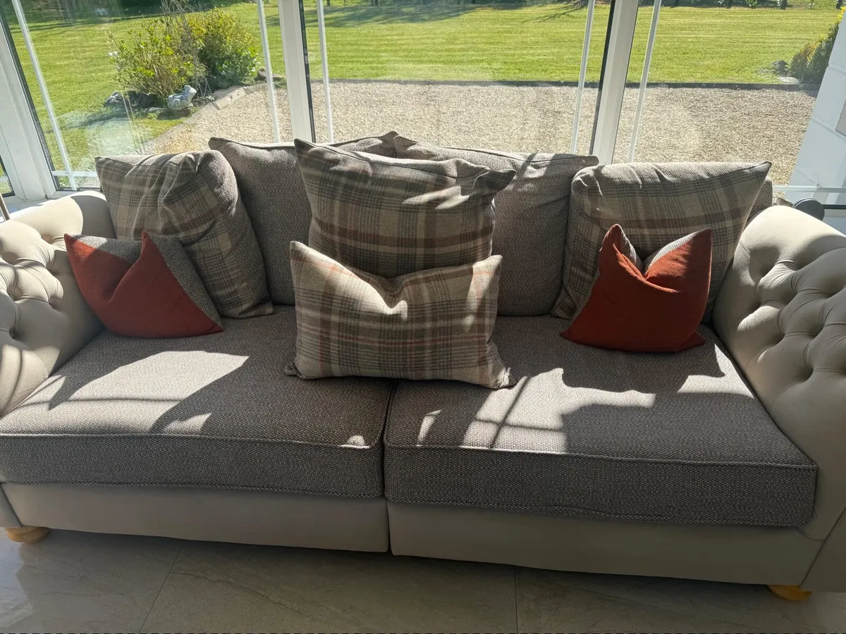 Couch - Image 3