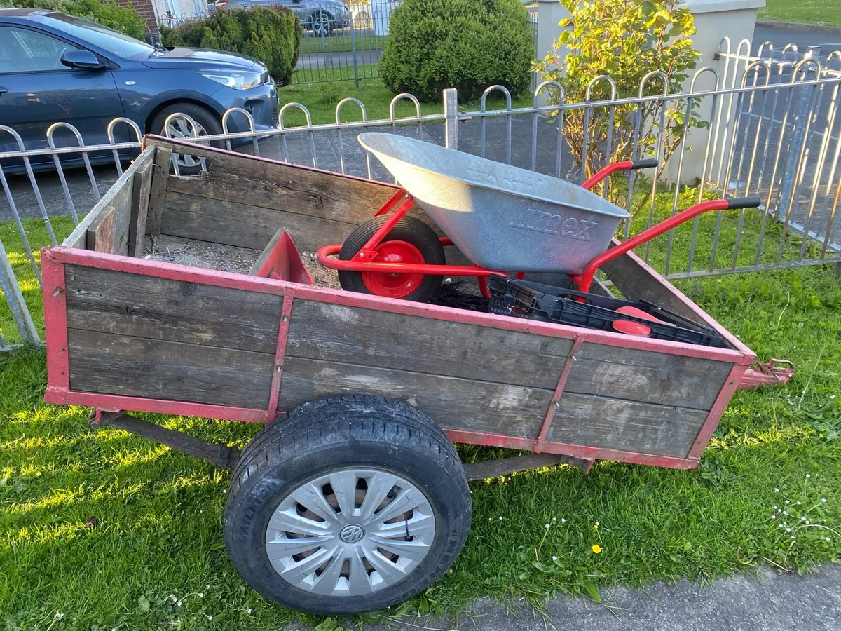 Trailer - Image 1