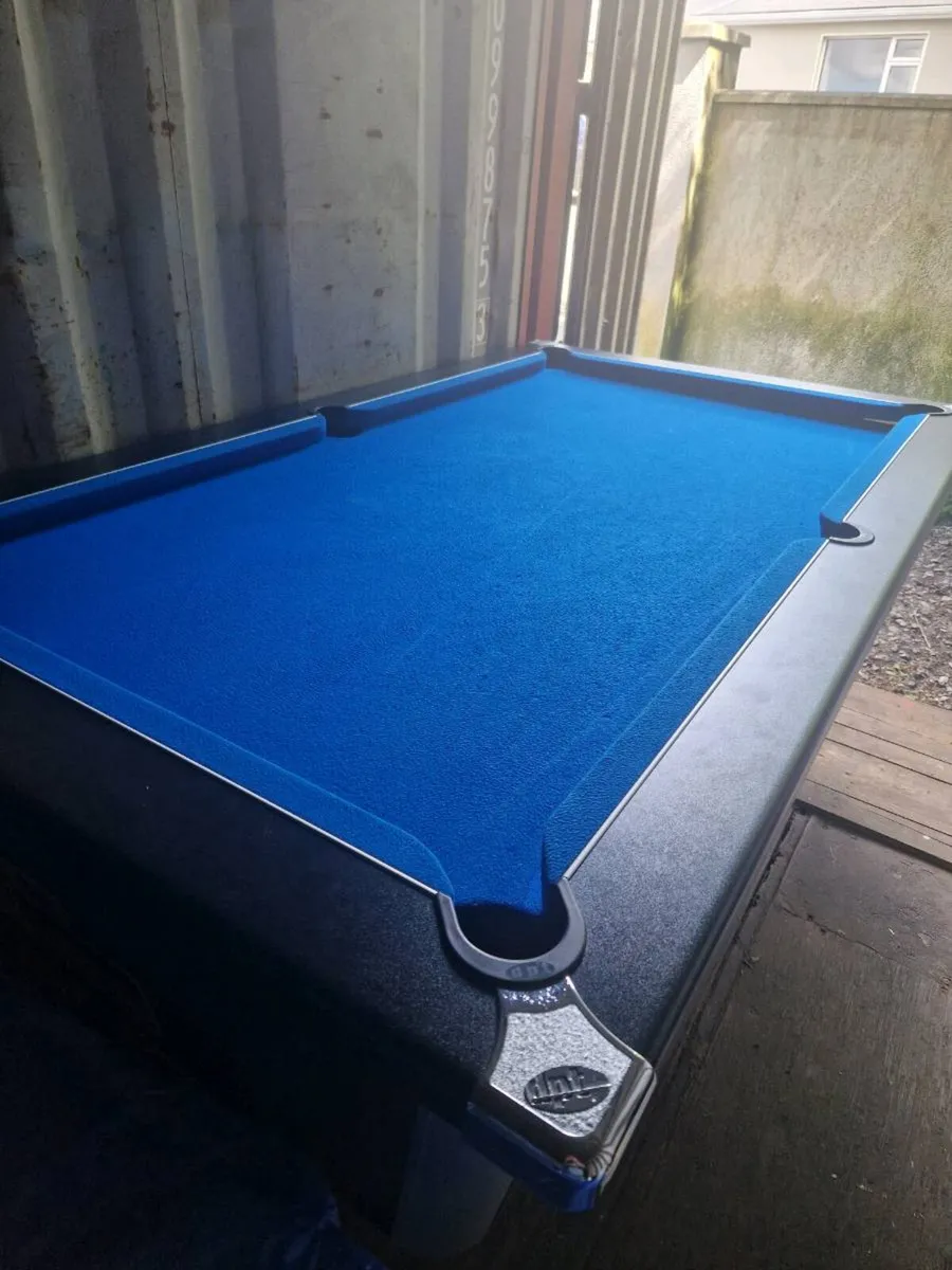 Pool table - Image 3