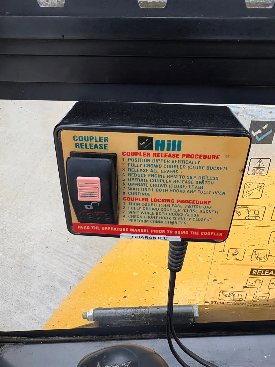 2021 Cat 302.7D - Image 3