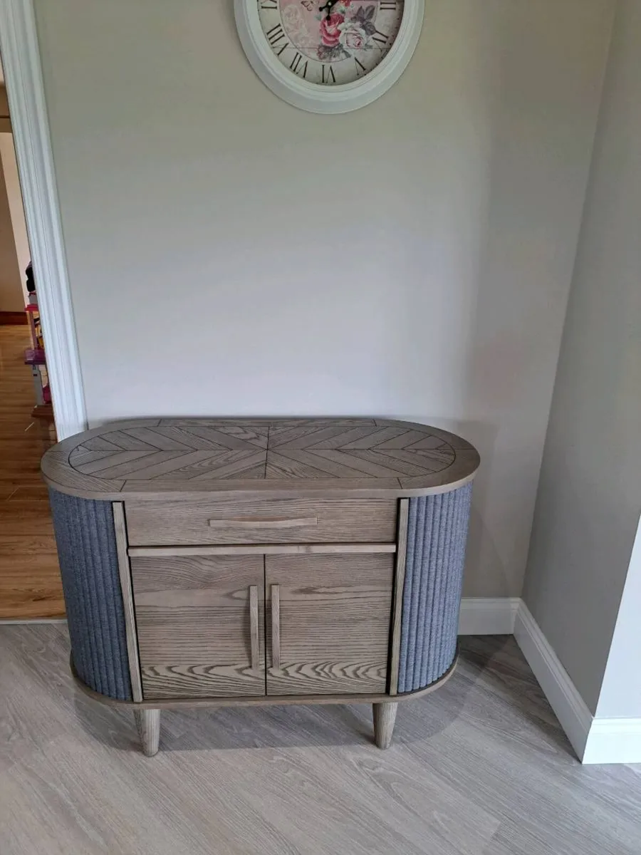 Sideboard - Image 1