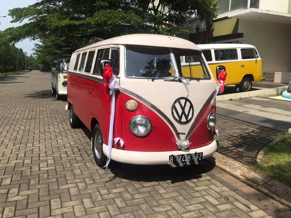 VW T1 Split Screen Bus - Image 1