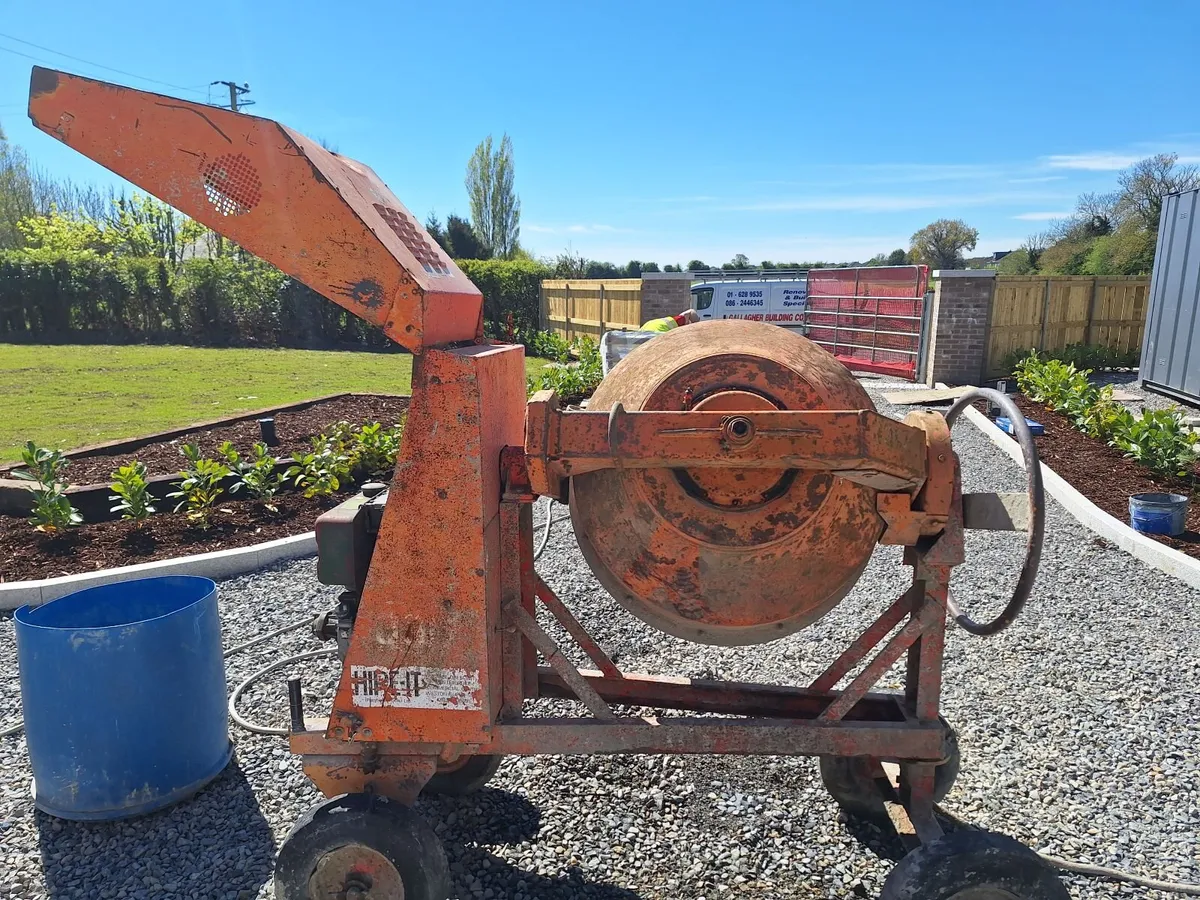 Lister Diesel Cement mixer - Image 2