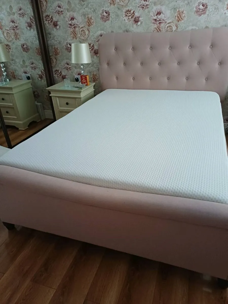 Bed frame - Image 2
